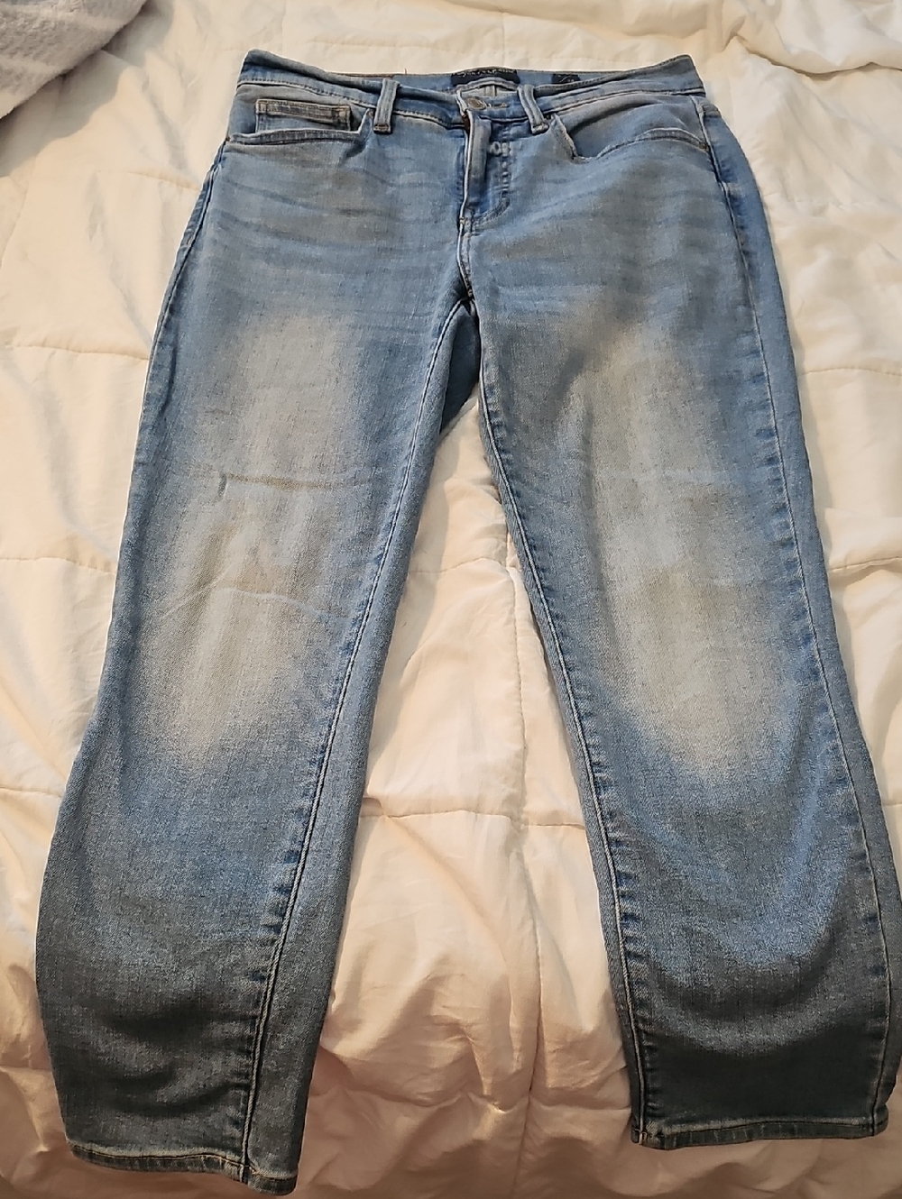 Lucky Brand Light Wash Straight-Leg Jeans